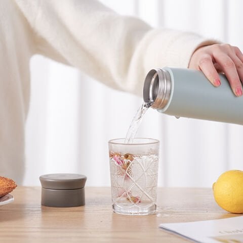 Tyeso Grace Vakumlu Sızdırmaz Çay Demleme ve İçecek Termosu 500ML